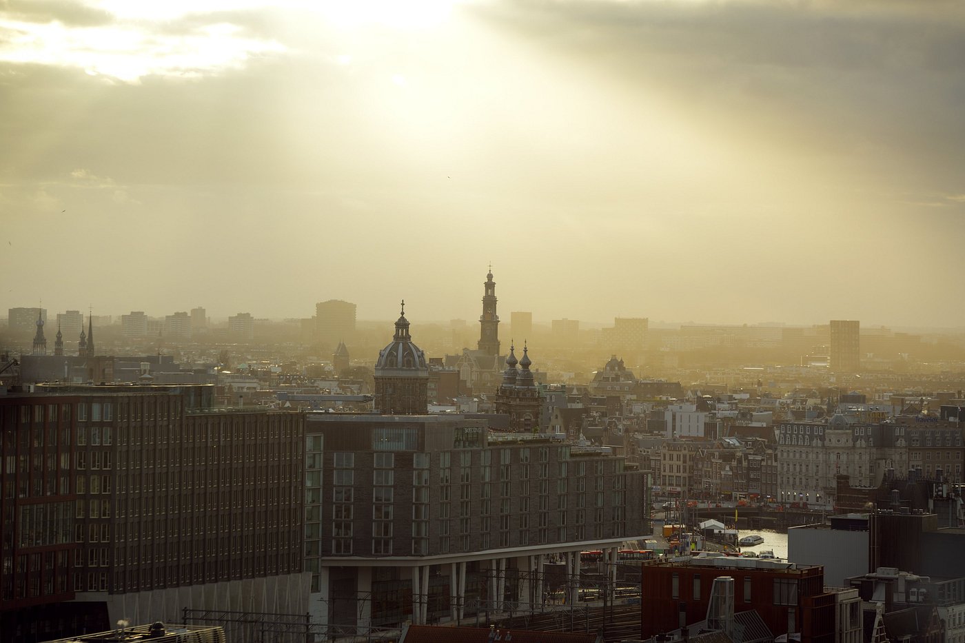 photo of Mövenpick Hotel Amsterdam City Centre 